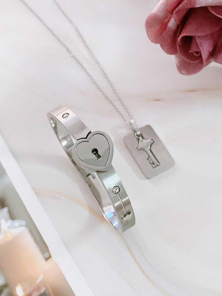 lock and key couple bracelet
